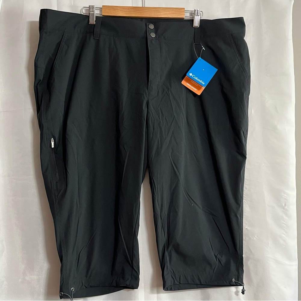 Columbia Women’s Black Omni-Shade Capris 50 UPF Rated Size 24W NWT